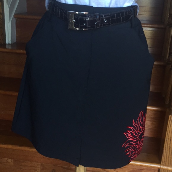 Nike Skirt - Picture 3 of 8